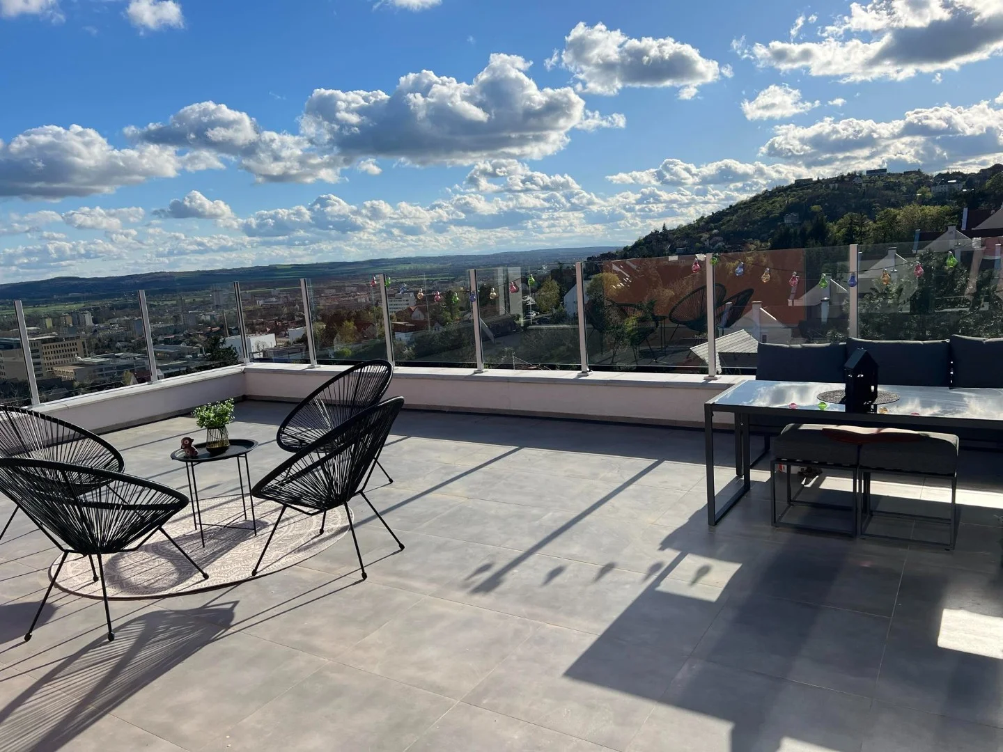 Eladó örökpanorámás, új építésű luxus családi ház - Kép 5