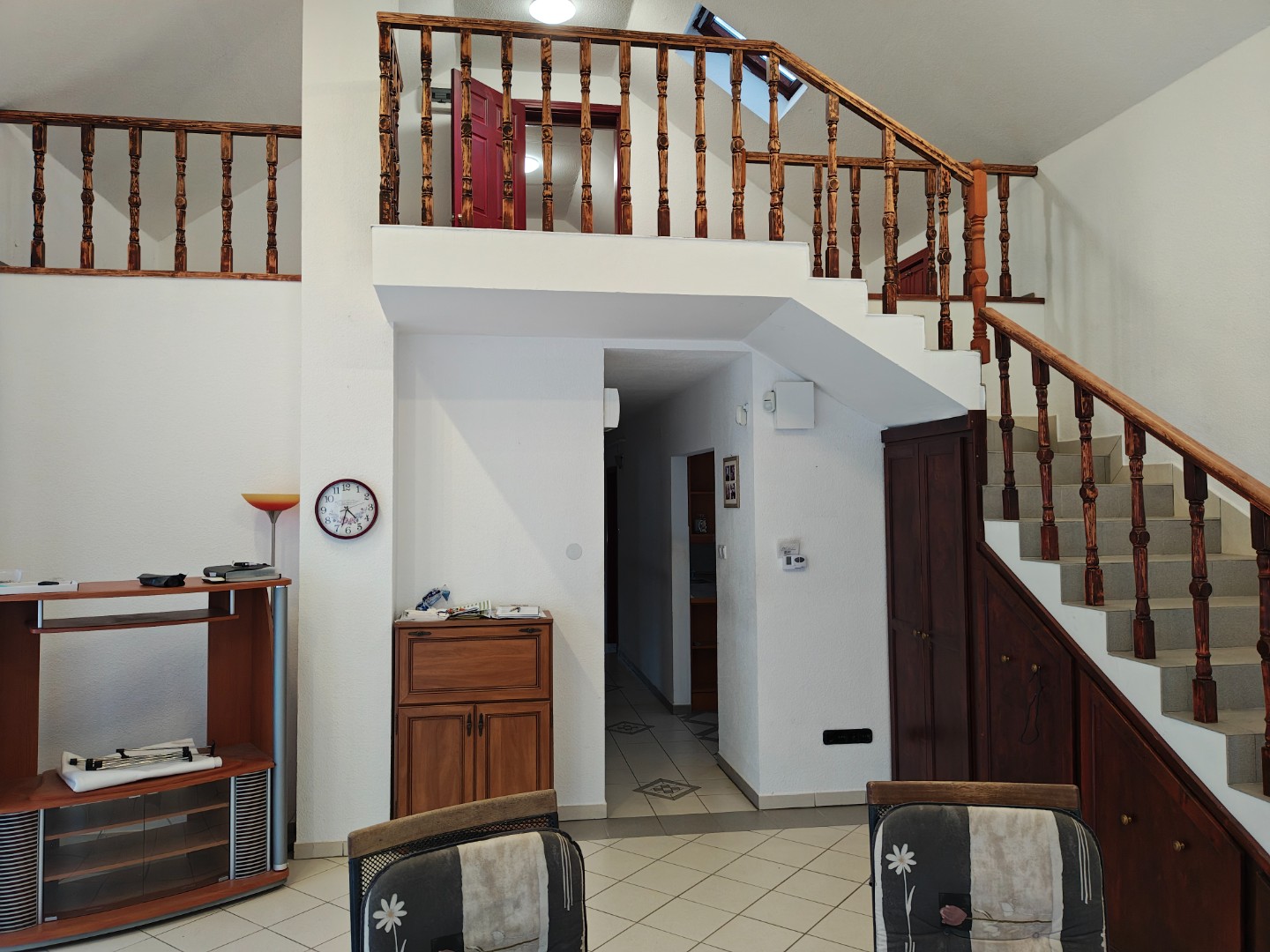 🏡 Eladó tetőteres családi ház Csepel határán – medencével, dupla garázzsal! - Kép 2