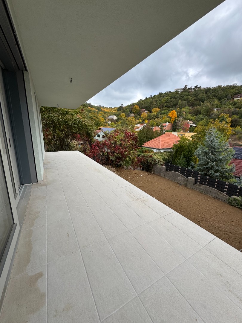 Eladó új építésű örök panorámás lakás terasszal - Kép 3