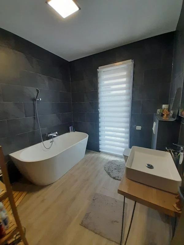 Eladó modern okos ház Újhegyen - Kép 12