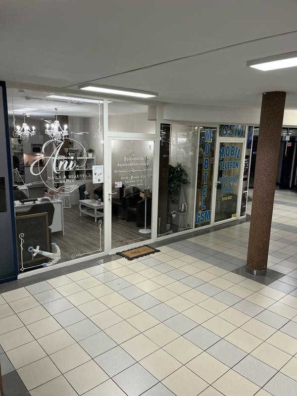 Eladó üzlethelyiség forgalmas üzletházban - Kép 10