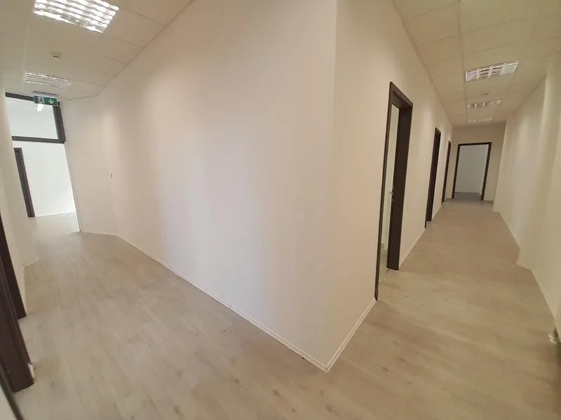 Pécs belvárosában iroda kiadó - Kép 10