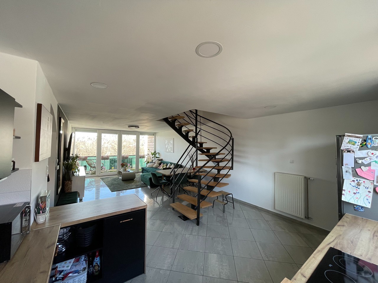 Pécsett a Diósi városrészen újszerű, lakóparki, panorámás, 2,5 szobás, tégla lakás, önálló garázzsal eladó! - Kép 4