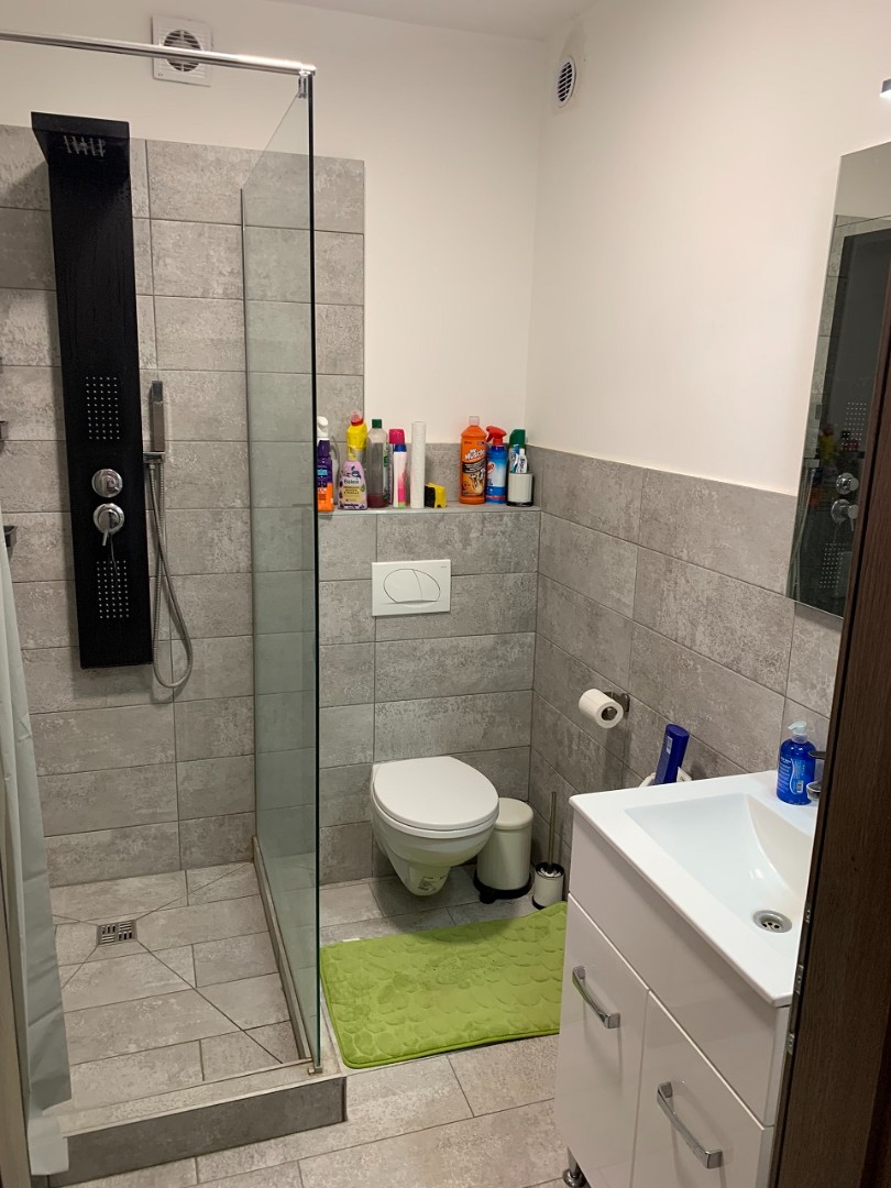 Pécs Egyetemvárosában sétatávolságra az egyetemi karoktól, kiváló befektetési lehetősséggel, komplett 3 lakásos, újszerű társasház eladó! - Kép 13