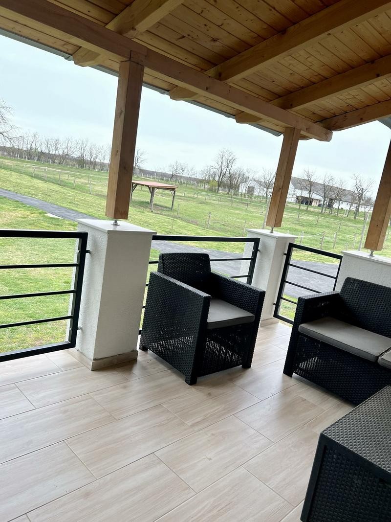 Lovas tanya eladó - Kép 2