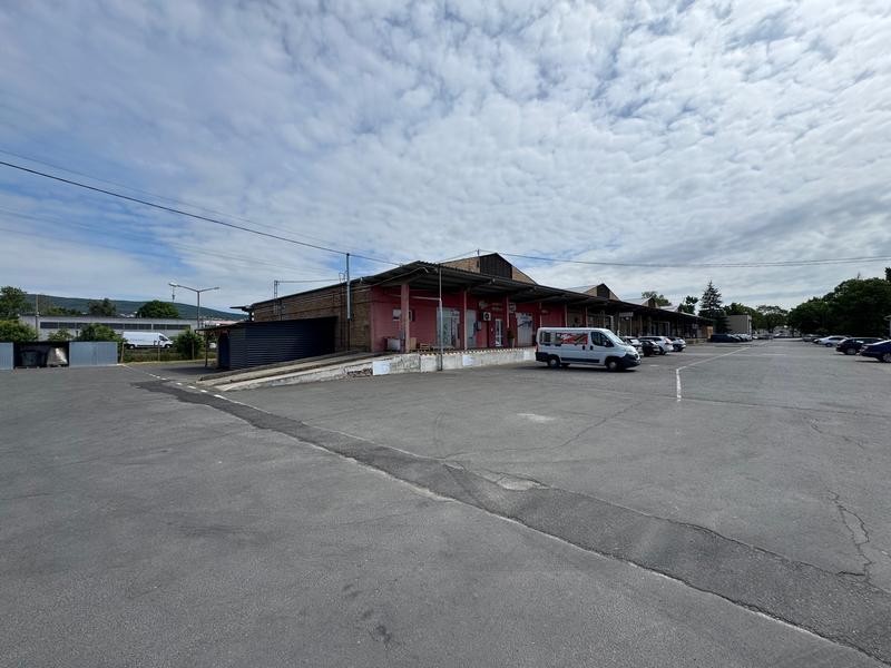 Kiadó kereskedelmi ingatlan raktárral! - Kép 3