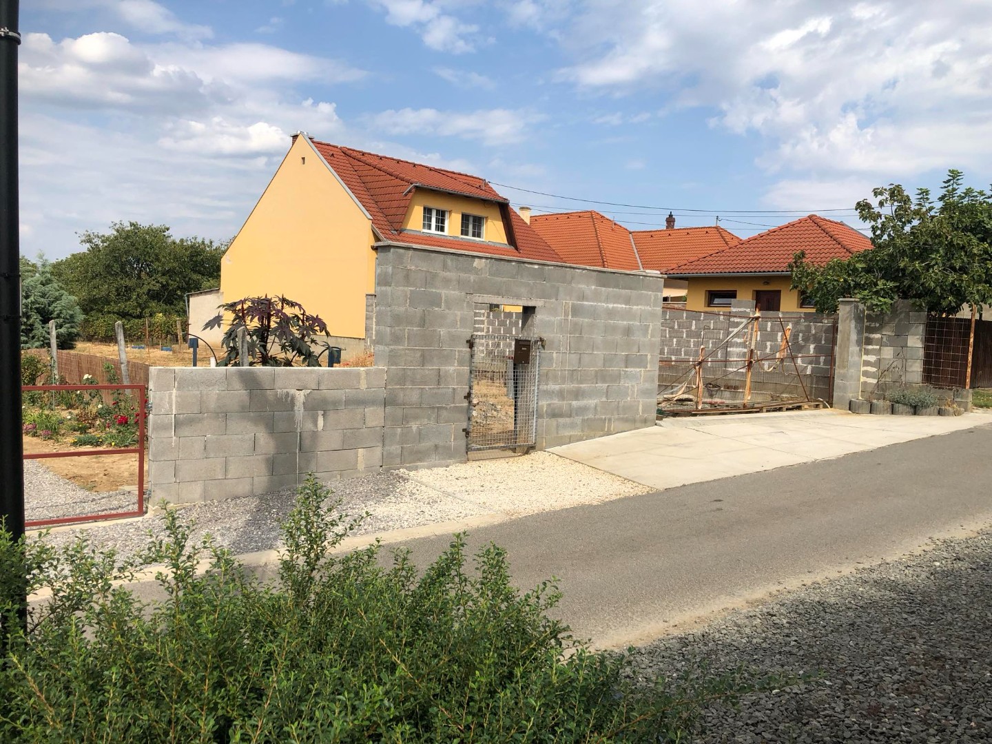 Rózsadombon építési telek eladó - Kép 3