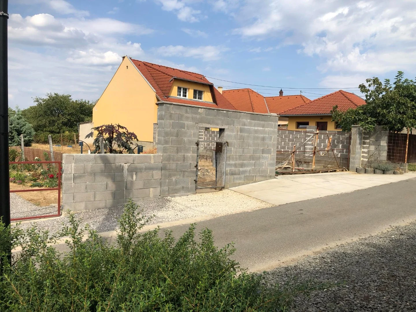 Rózsadombon építési telek eladó - Kép 3