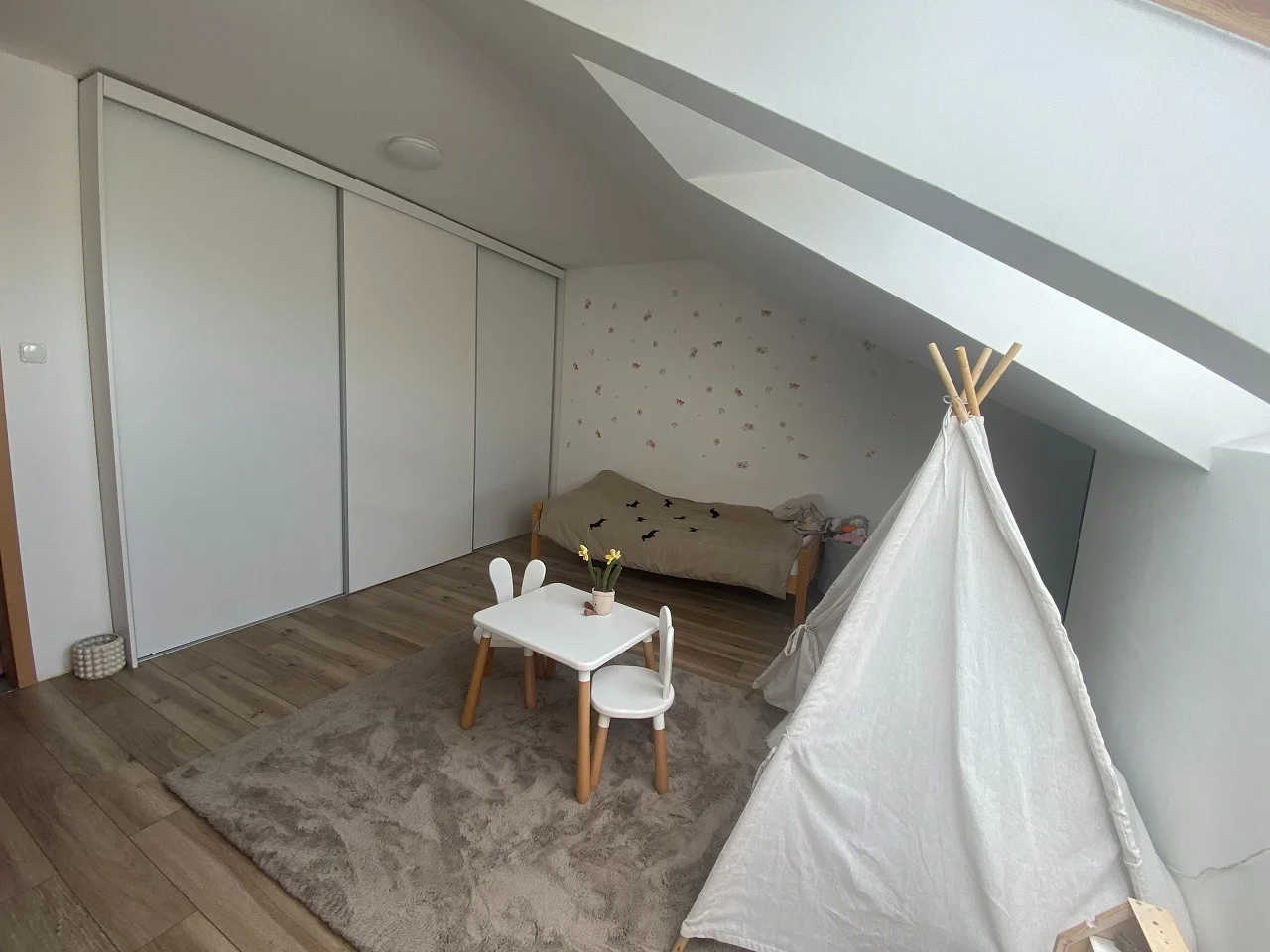 Pécsett a Diósi városrészen újszerű, lakóparki, panorámás, 2,5 szobás, tégla lakás, önálló garázzsal eladó! - Kép 8