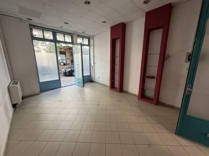 Eladó üzlethelyiség Pécs belvárosában, a Colonia-Passage Üzletházban! - Kép 2