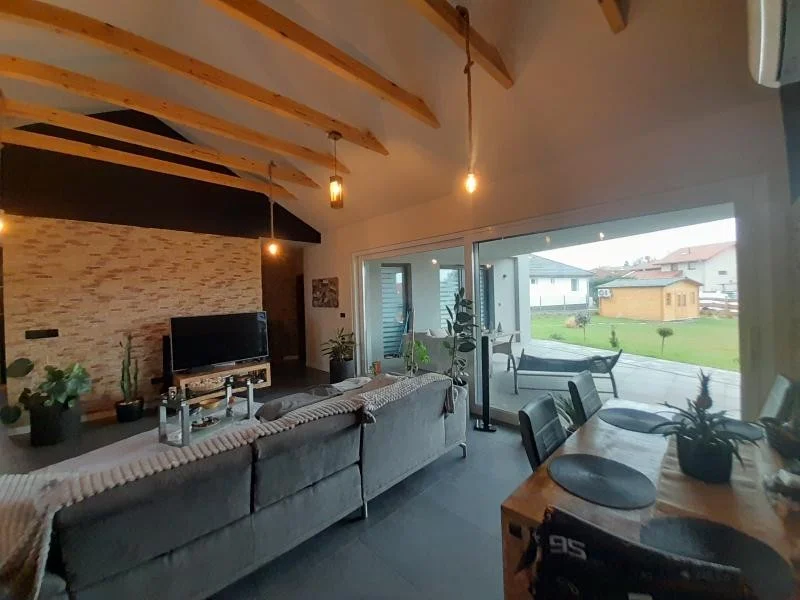 Eladó modern okos ház Újhegyen - Kép 5