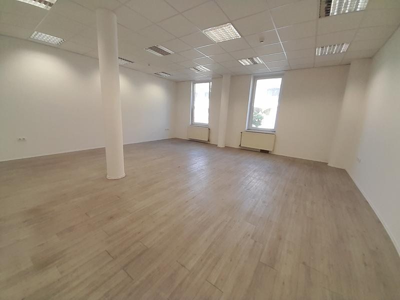 Pécs belvárosában iroda kiadó - Kép 4