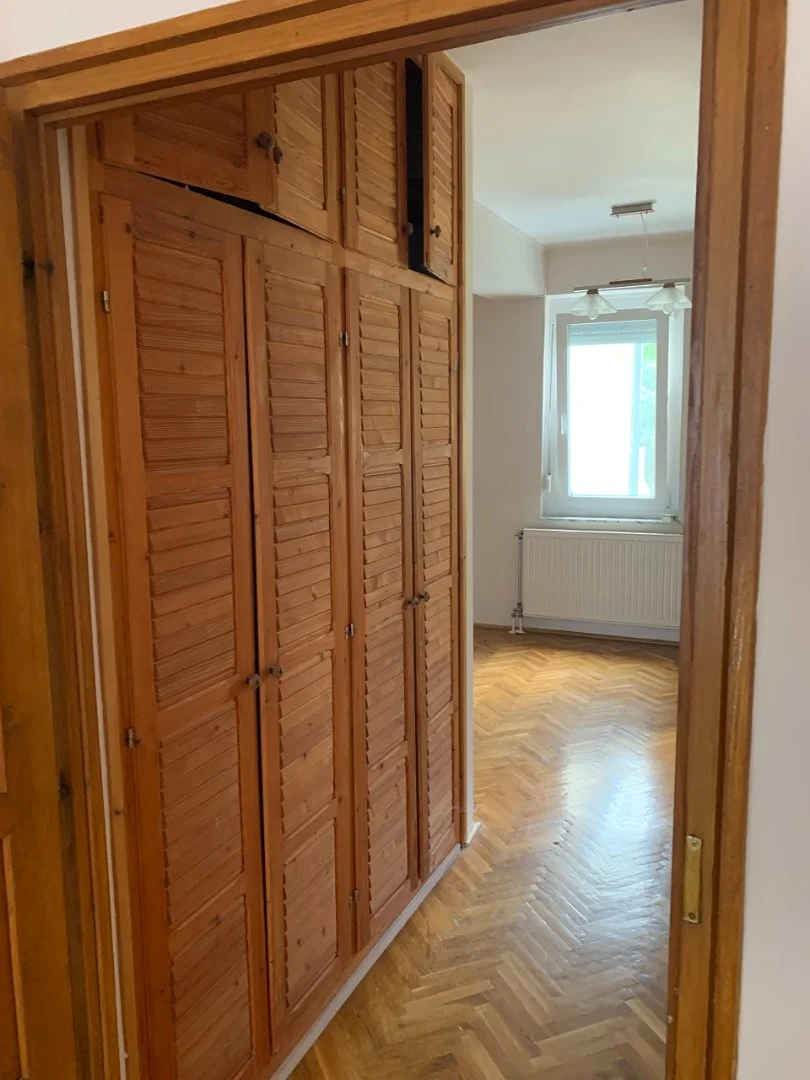 Pécs Egyetemvárosában 1. emeleti, szigetelt, panoráma teraszos, 4 hálószobás téglalakás eladó! - Kép 10