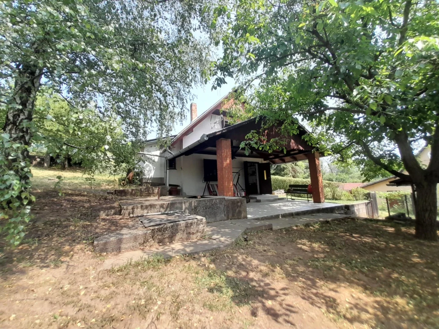 Eladó zártkert Gyódi Szőlőhegyen – Pihenés, Természet, Nyugalom!