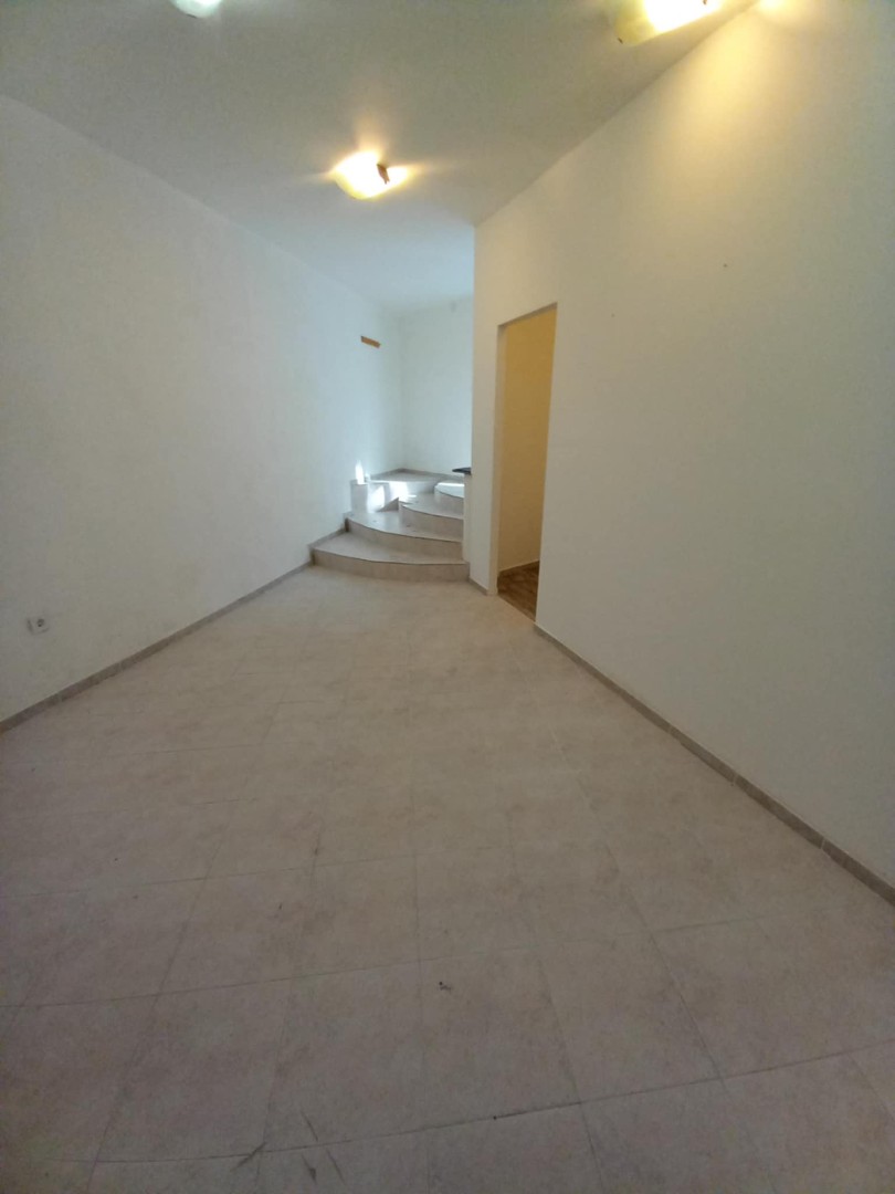 Pécs belvárosában utcafronti üzlethelyiség eladó - Kép 3