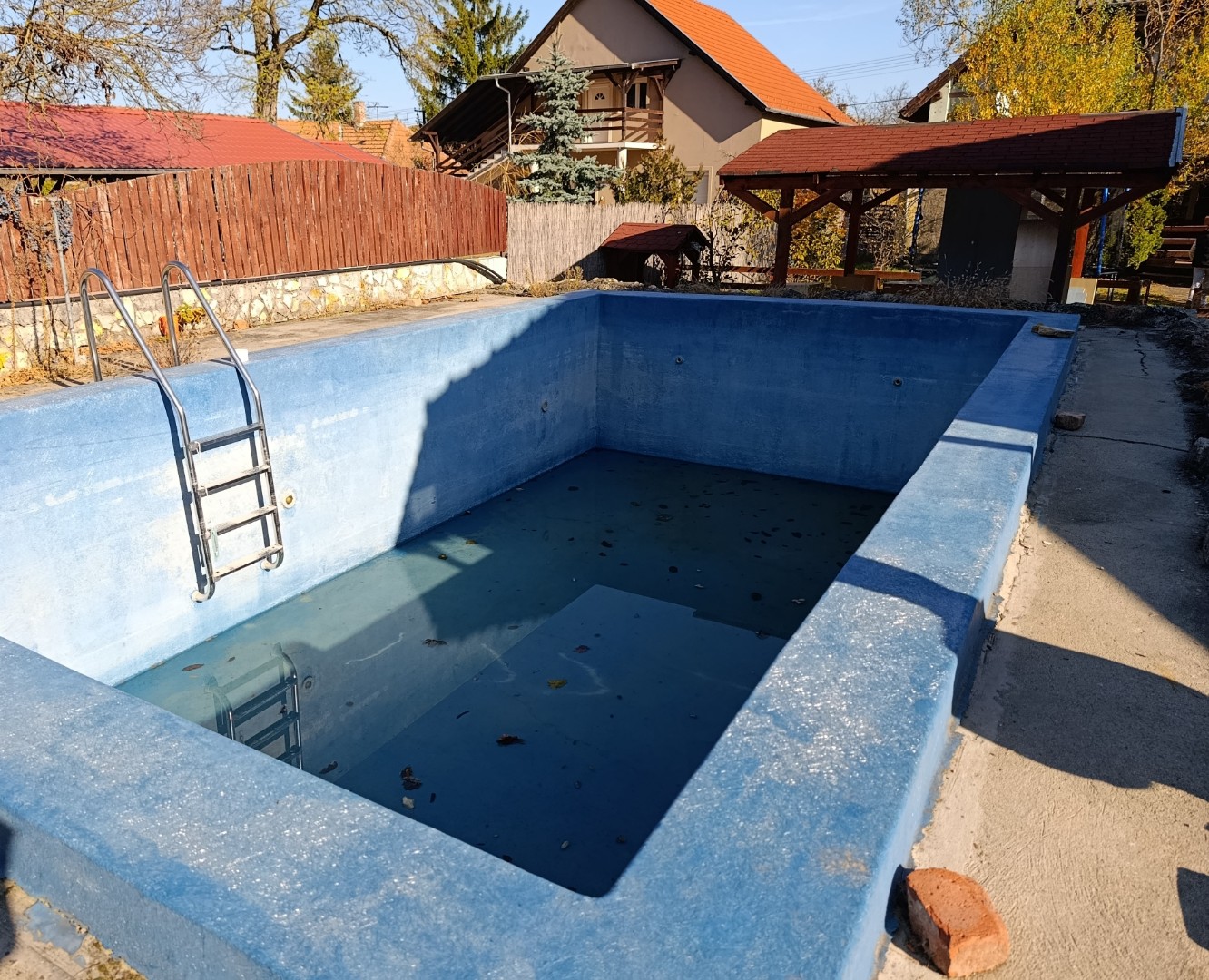 Veresegyház Pamut tó közelében kiváló állapotú, 5 szobás, 2 fürdős, erkélyes, teraszos családi ház - Kép 6