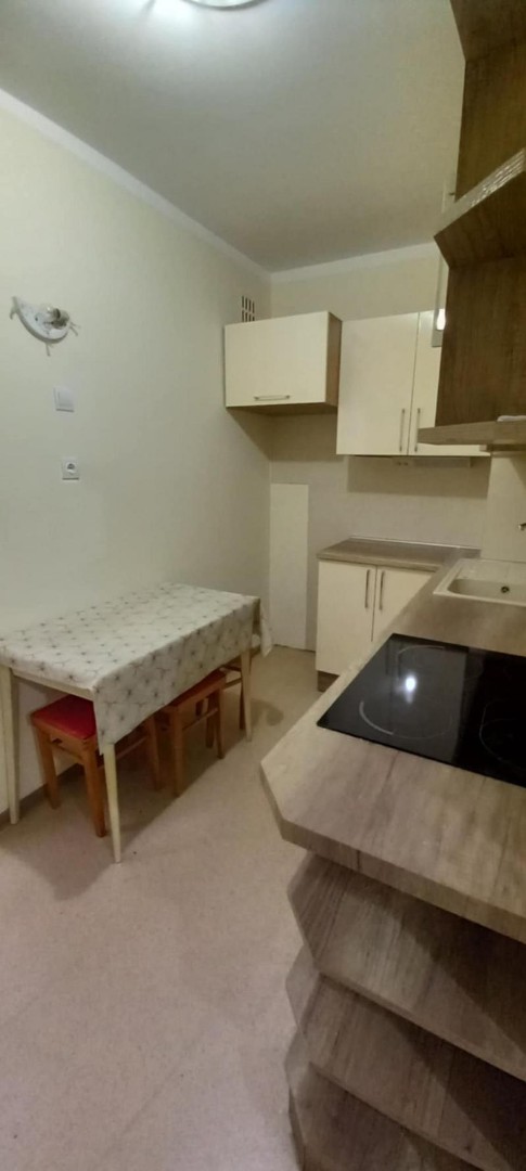 Eladó 2 szobás, azonnal költözhető lakás Pécs-Kertvárosban! - Kép 2