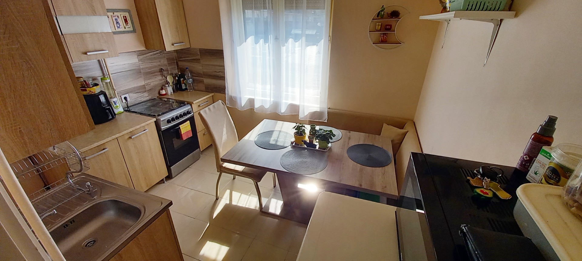 Első emeleti két szobás lakás! - Kép 7