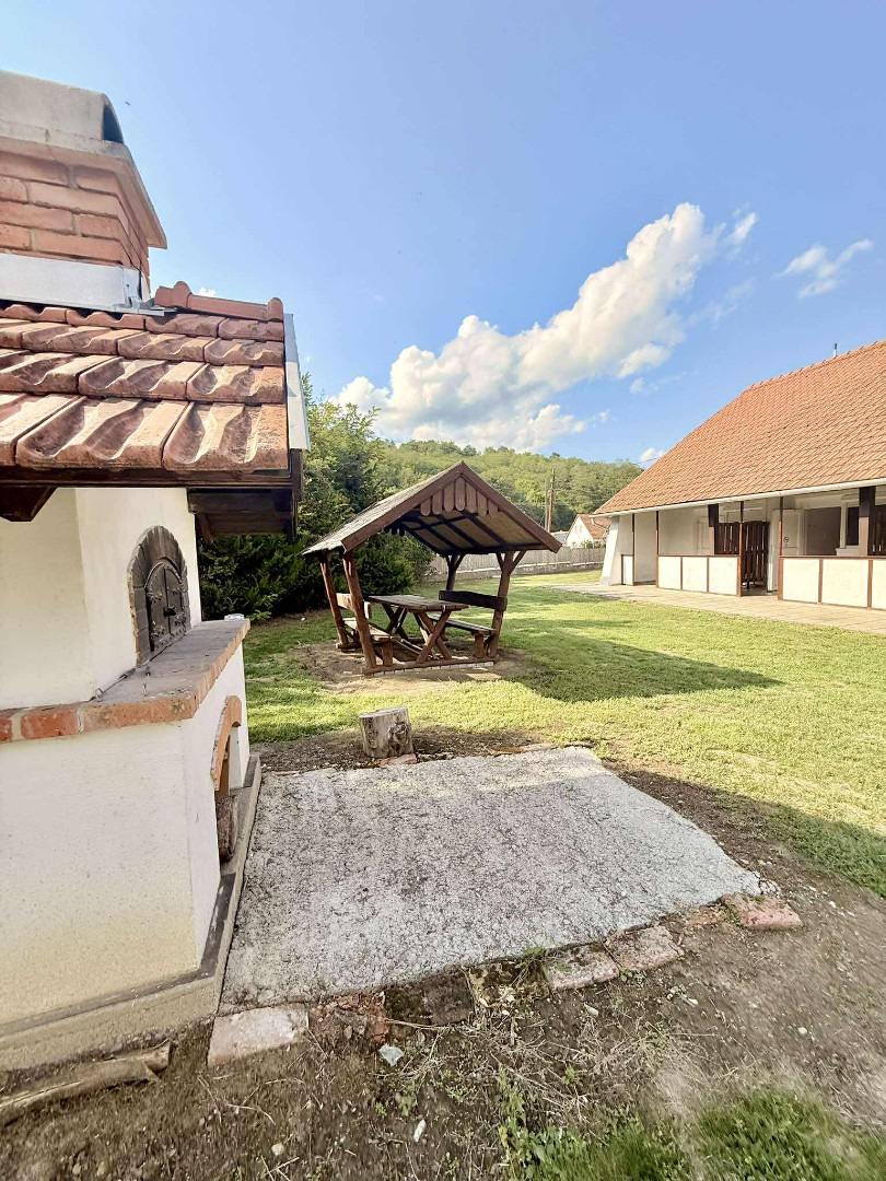 Eladó családi ház Dédestapolcsányon - Kép 15