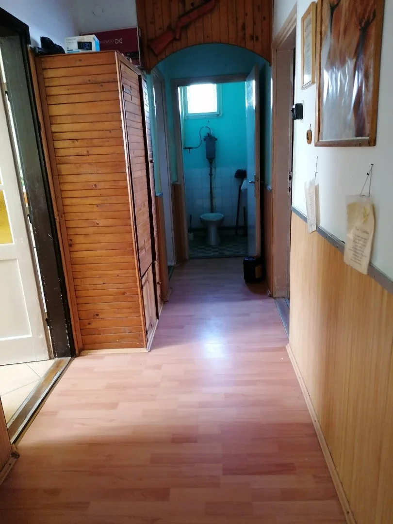 Jó állapotú családi ház - Kép 6