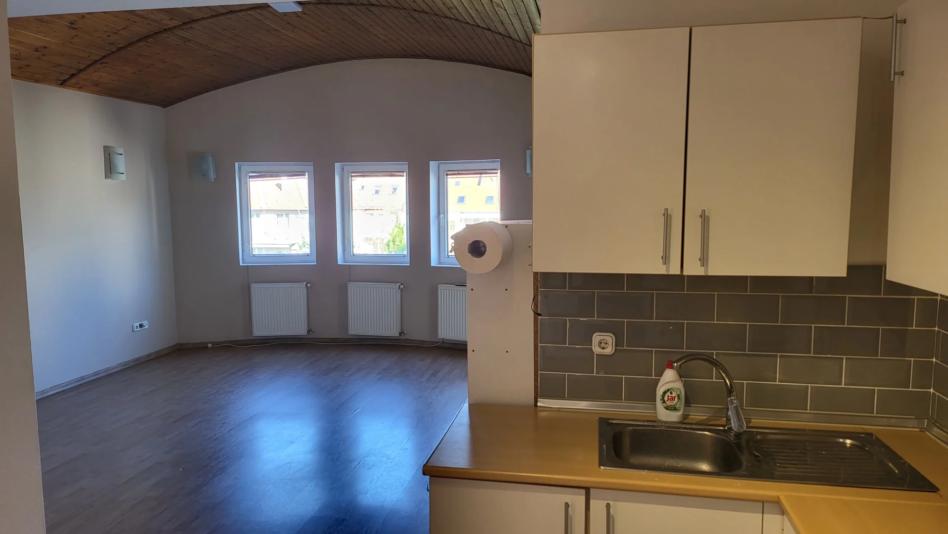 🏡 Eladó napfényes, dupla panorámás lakás Zuglóban – Egeressy térnél - Kép 11