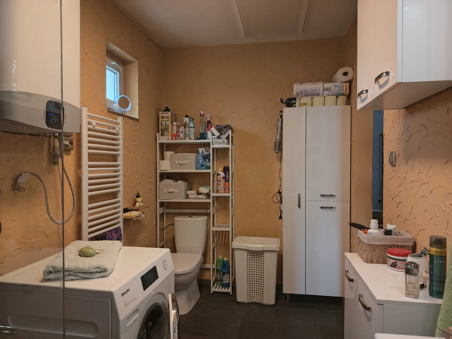 Eladó kiváló állapotú családi ház alacsony rezsivel Verpelét legszebb utcájában, a szőlőhegyek közelében! - Kép 15
