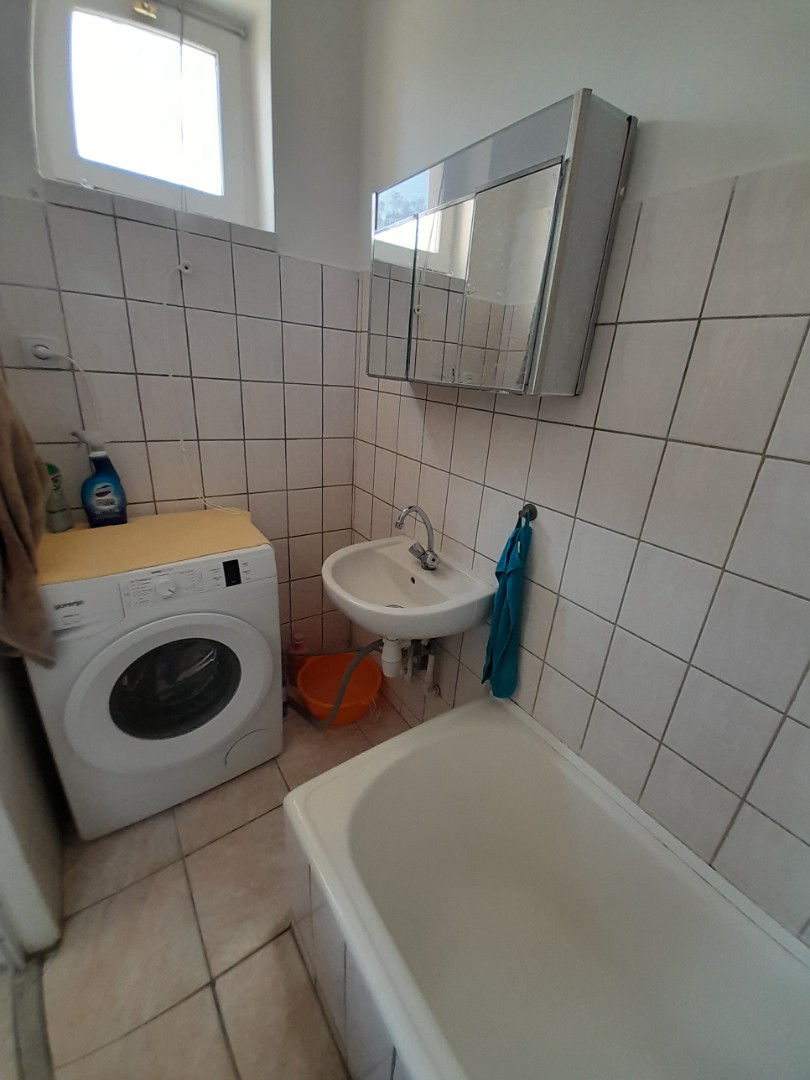 Pécs Egyetemvárosában 1 hálós lakás kiadó - Kép 8