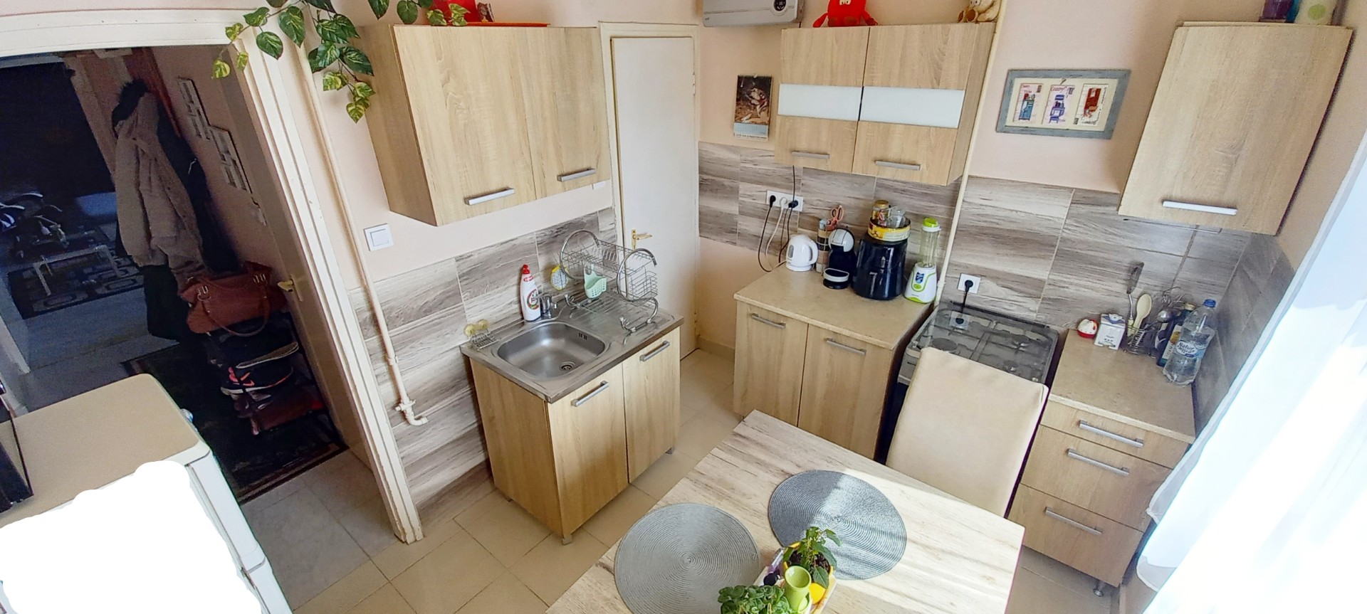 Első emeleti két szobás lakás! - Kép 11