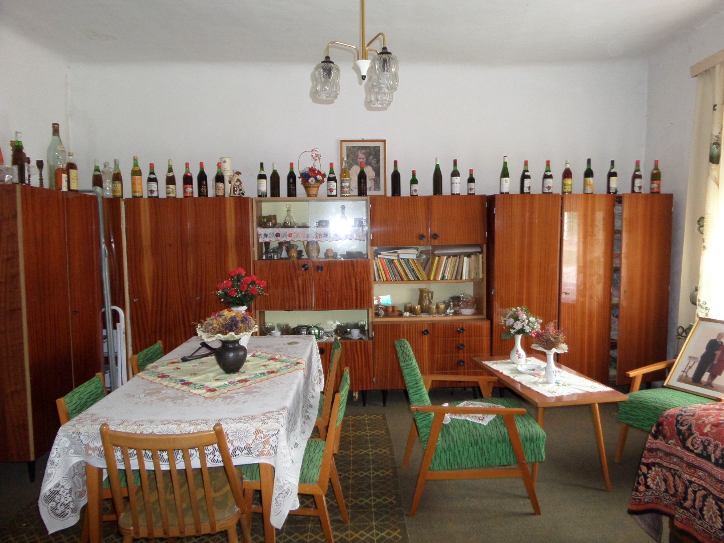 Villány központjában sok lehetőséget magában foglaló családi ház eladó - Kép 10