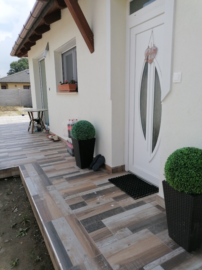 hőszivattyús újszerű ház - Kép 11