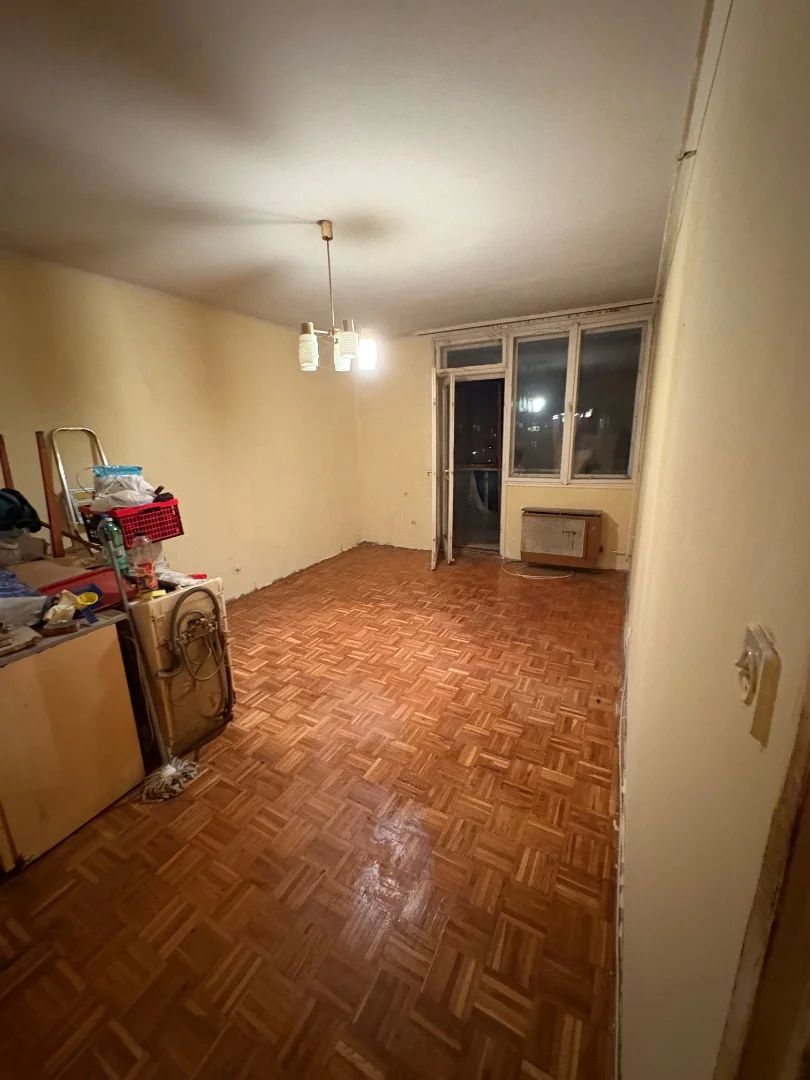 Eladásra kínálom per és tehermentes 4. Emlelti 54 m2- és ingatlanomat. Részletekért keressen bizalommal. - Kép 2