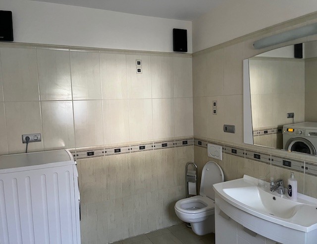 Eladó - Keszthely, lakás 3 családos házban, különbejárat, külön gáz, víz, villany mérő. - Kép 6