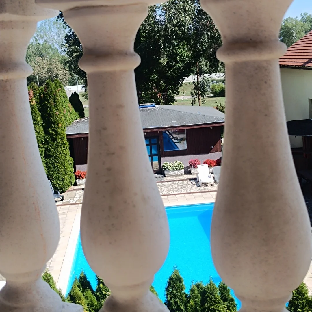 Római fürdőn!!! Örök panorámás világos napos 2 garázshelyes - Kép 16