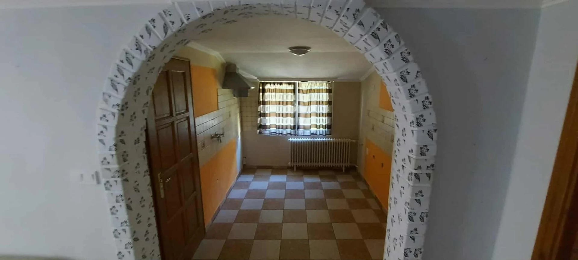 Eladó családi ház Eplény Gyöngyvirág - Kép 9