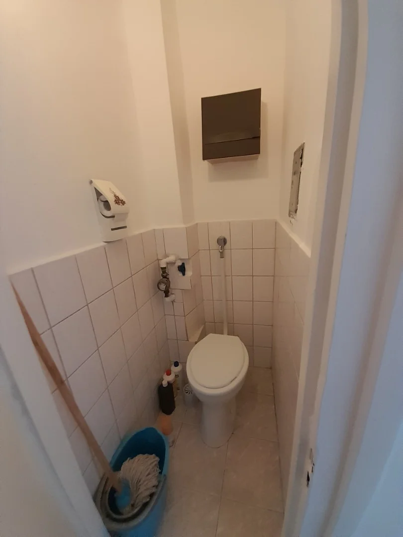 Pécs Egyetemvárosában 1 hálós lakás kiadó - Kép 11