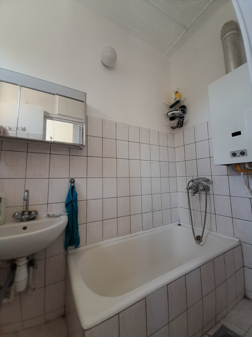 Pécs Egyetemvárosában 1 hálós lakás kiadó - Kép 9