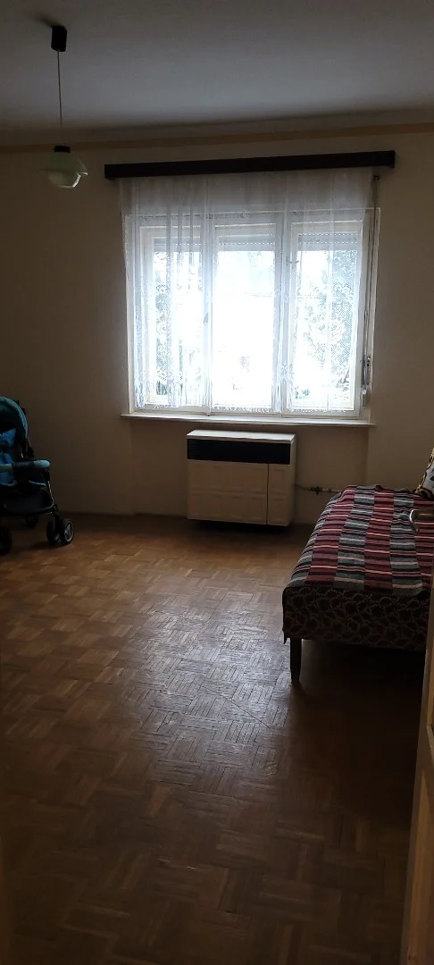 Jó állapotú 2 szintes családi ház csendes környezetben - Kép 8