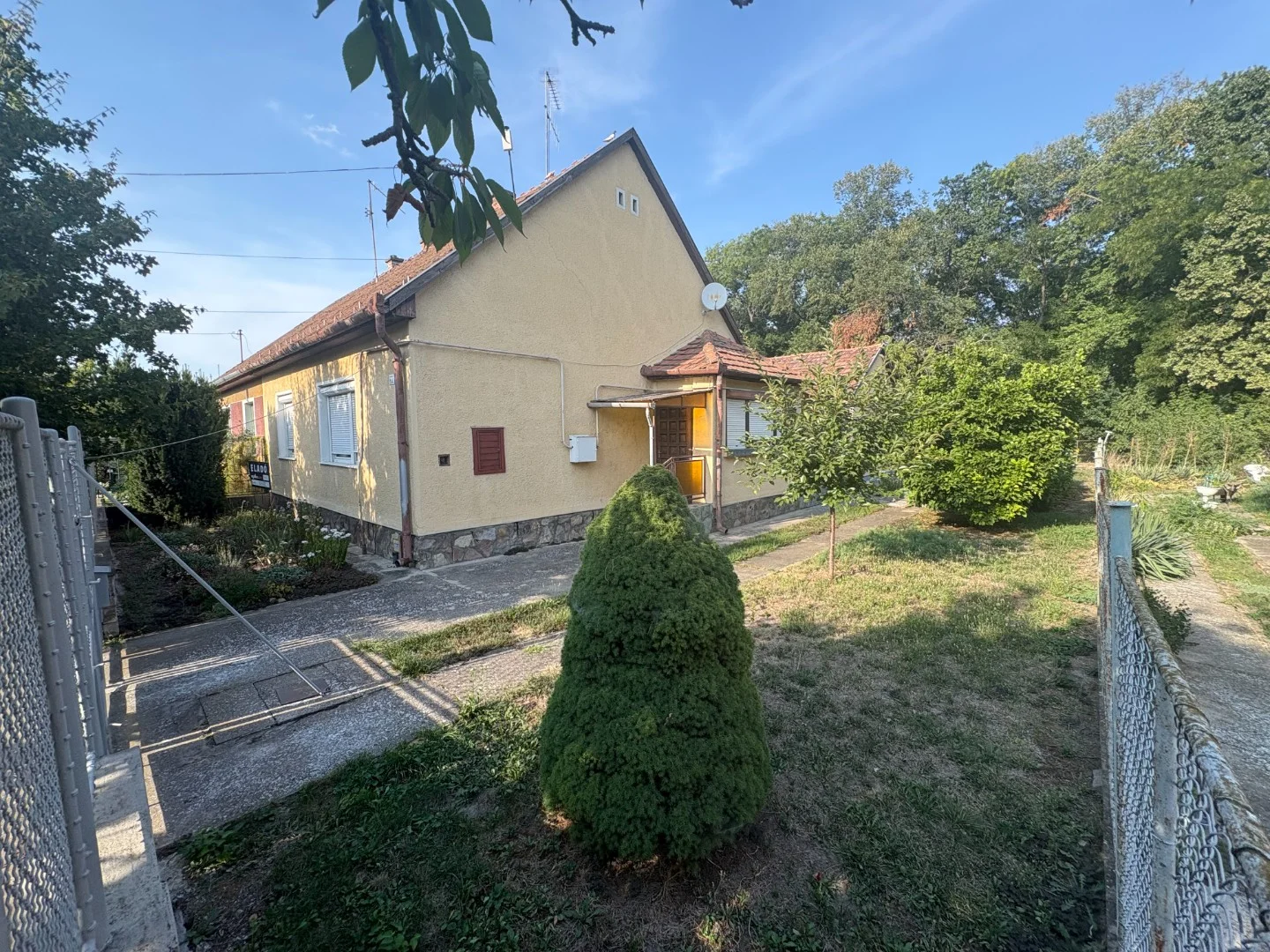 Többgenerációs családi ház, Szeged Kecskés István-telep, Szabó János utca - Kép 3