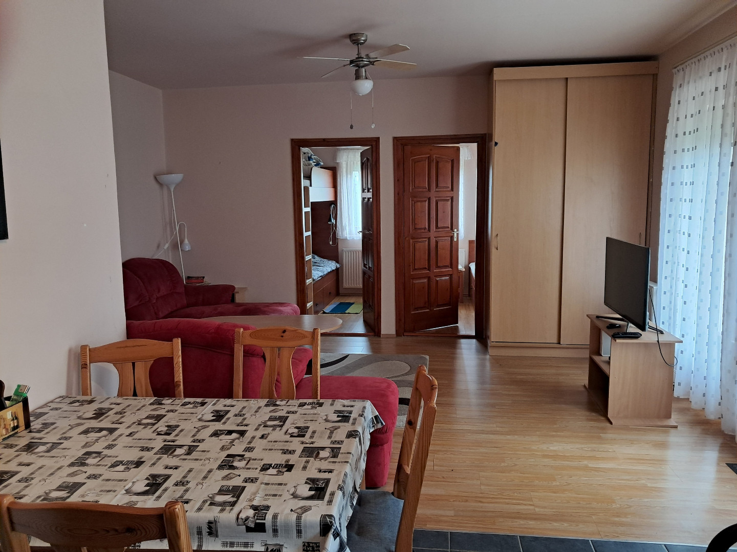 Teljesen felszerelt apartman - Kép 6