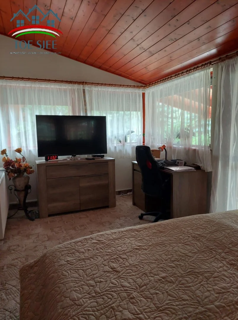 Tiszajenőn eladó családi birtok (idn241016) - Kép 9