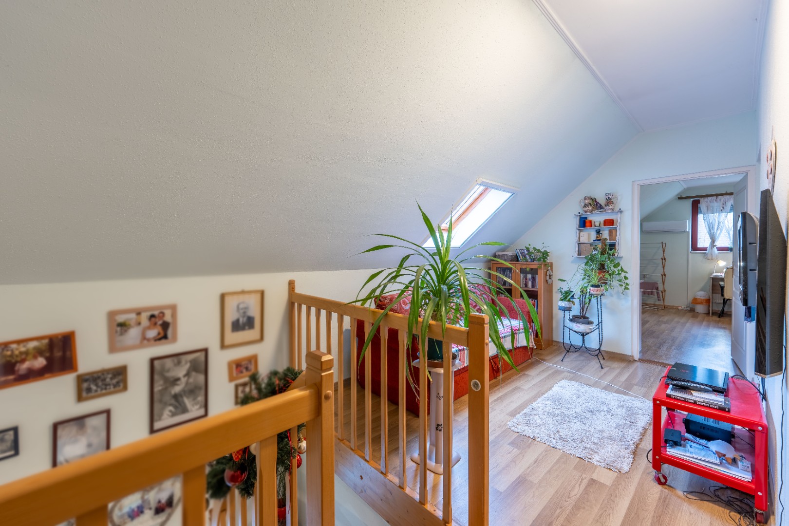 Tágas családi ház Királyerdő szívében – nagycsaládosoknak tökéletes választás lehet! - Kép 9