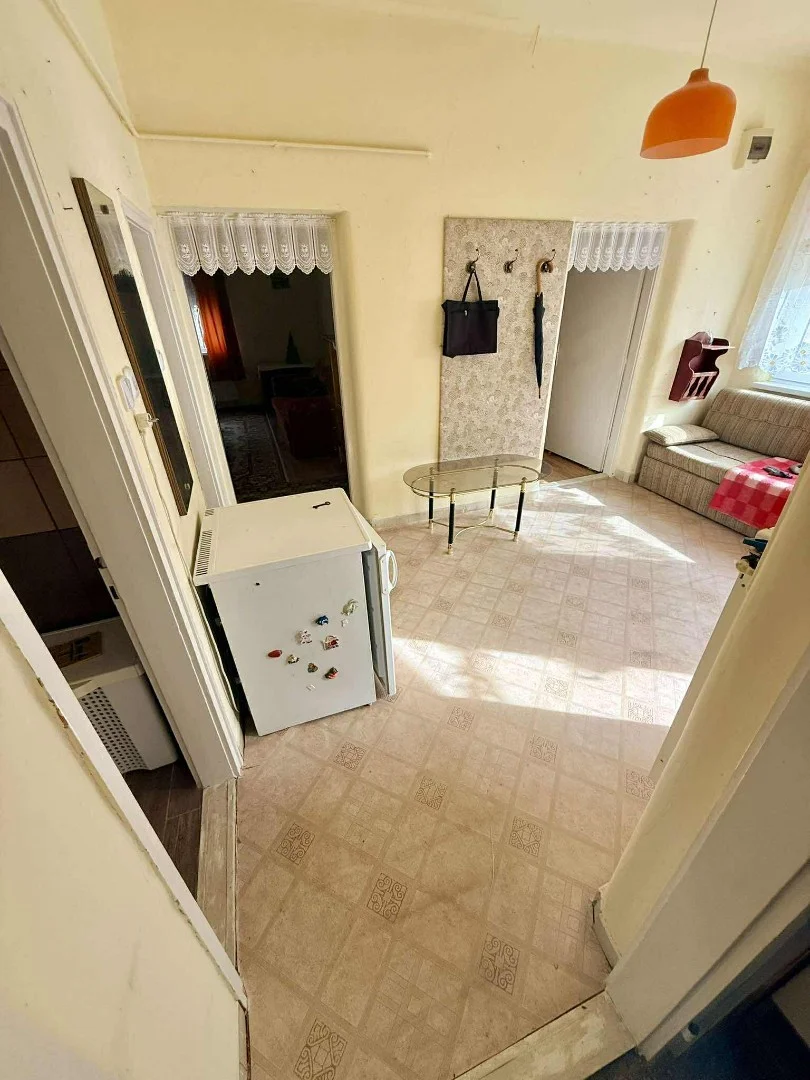 Eladó családi ház Berenten - Kép 19