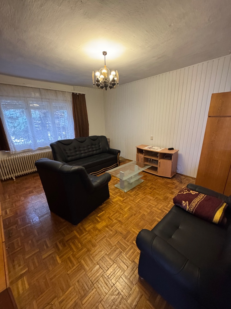 Pécstől 10 km-re családi ház nagy területtel eladó - Kép 2