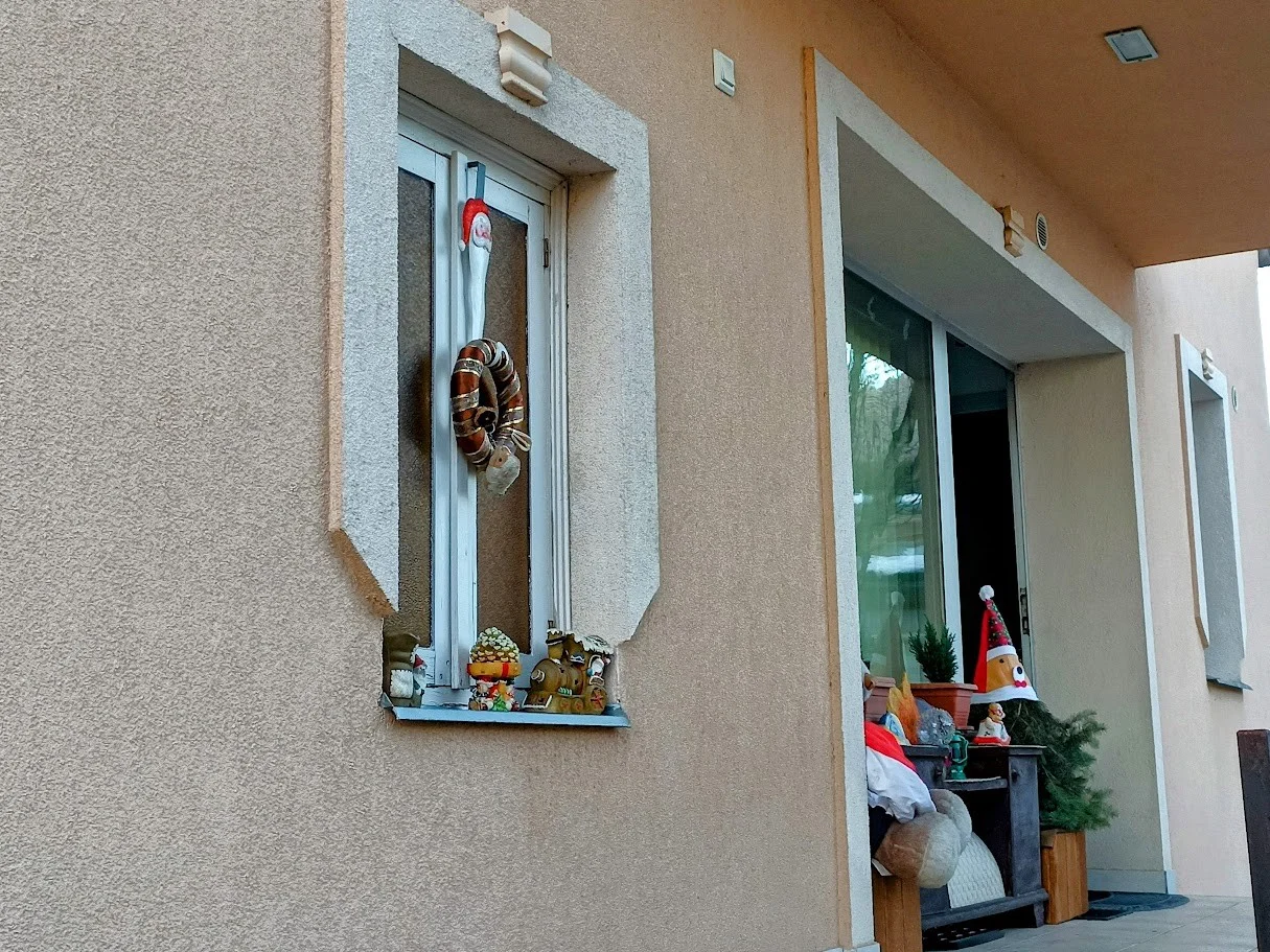 Eladó családi ház Veszprém - Kép 10
