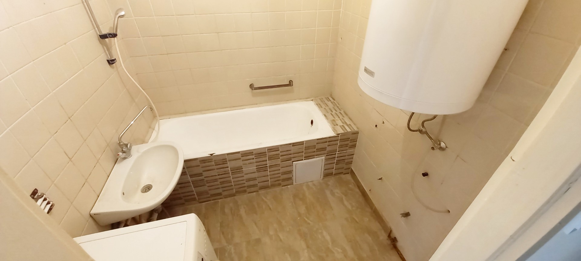 Első emelti 4 szobás lakás Nagykanizsán! - Kép 16