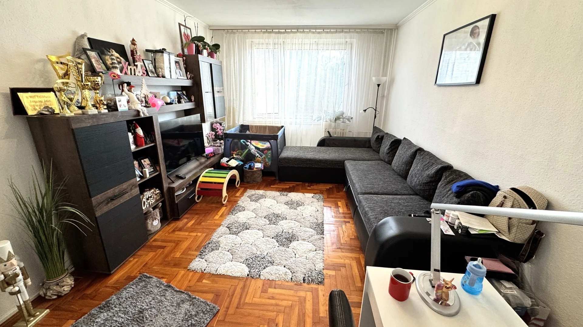 Nyíregyháza-Jósavárosban a Május 1 téren, 1. emeleti, 55 nm-es, 2+1 szobás lakás eladó. - Kép 3