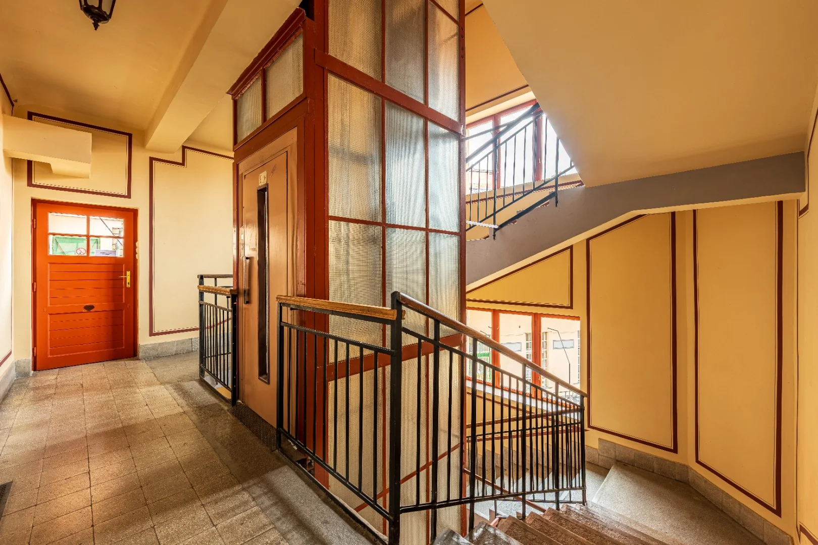 Eladó prémium adottságú ingatlan Budapest szívében – befektetőknek, ügyvédi irodának vagy orvosi rendelőnek! - Kép 12