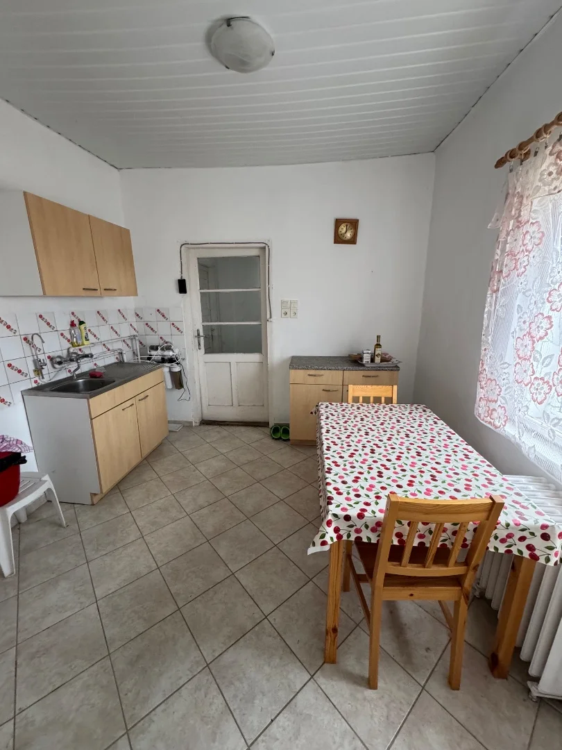 Pécstől 10 km-re családi ház nagy területtel eladó - Kép 8