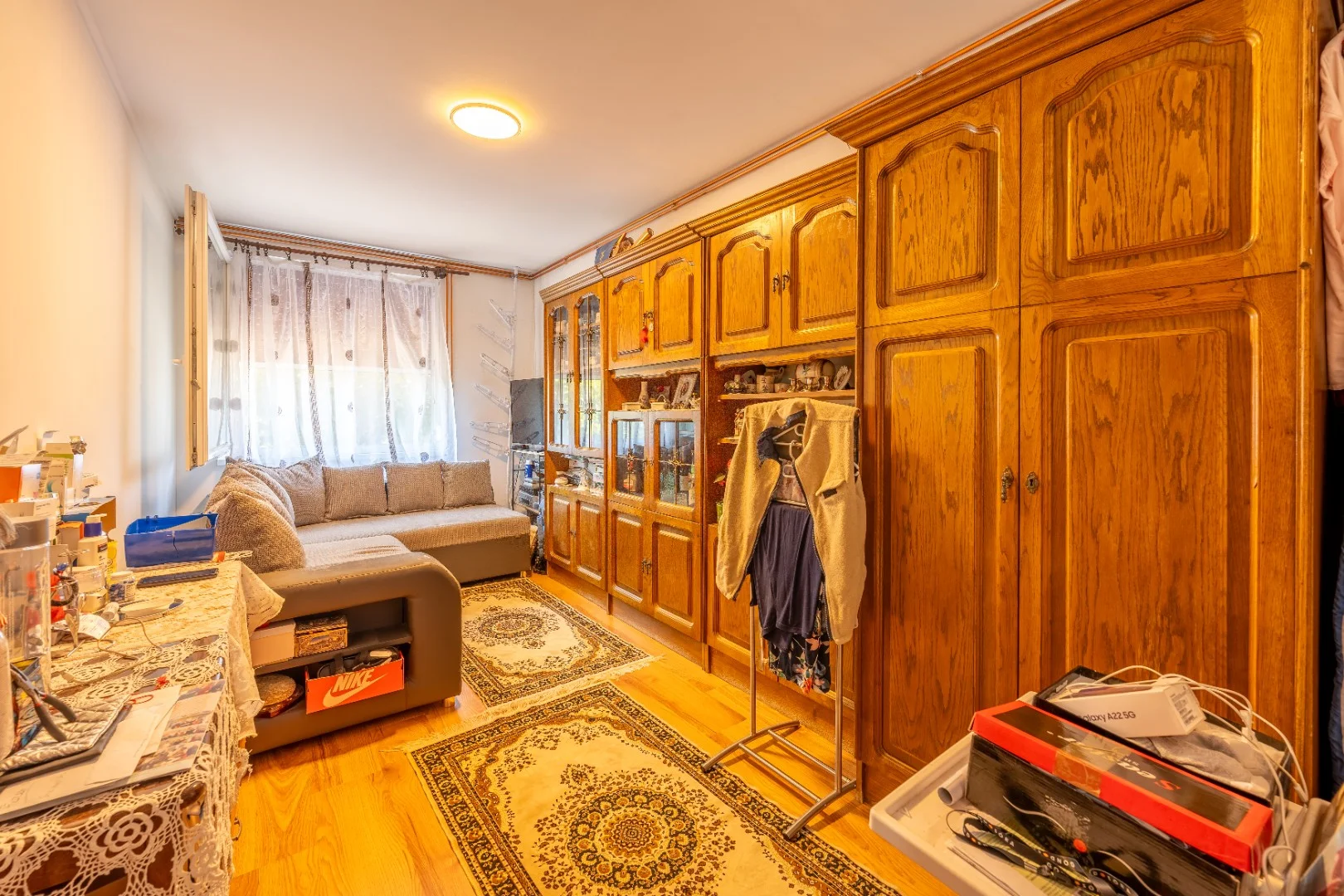 Kétgenerációs Családi Ház Halásztelek Szívében – Vállalkozásra is Ideális! - Kép 11