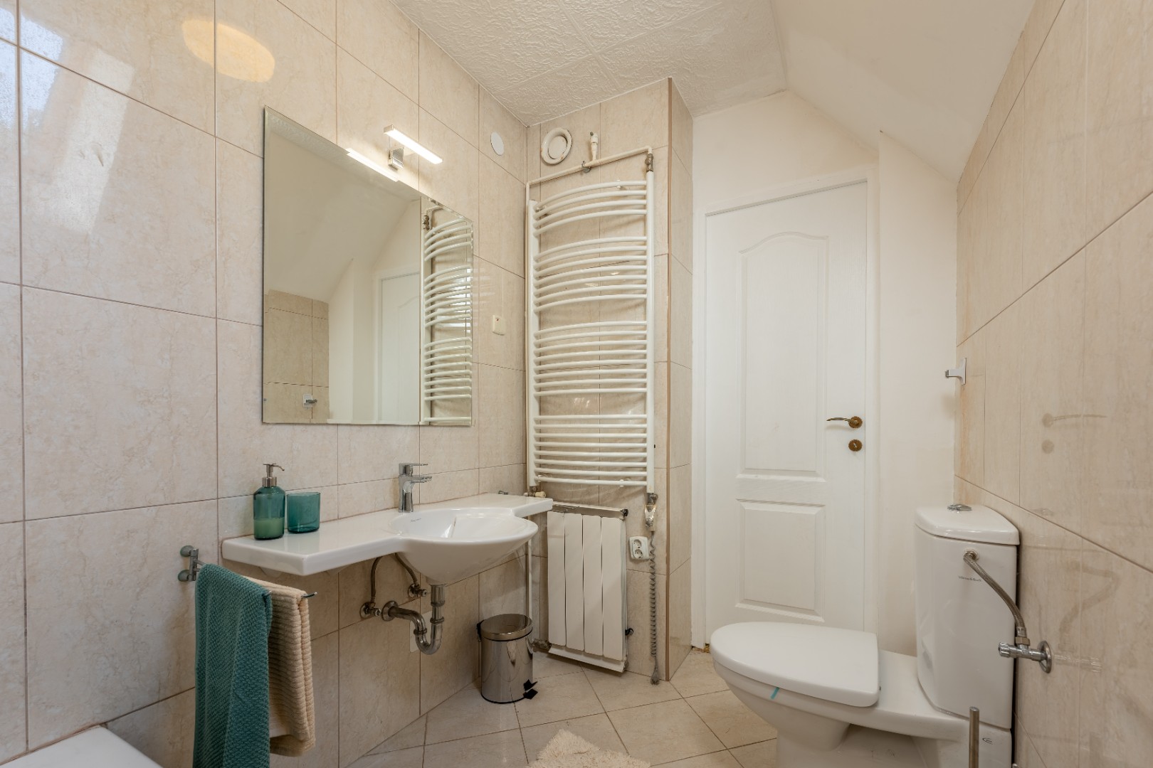 Panorámás Luxus Ikerház Remetekertváros Szívében! - Kép 13